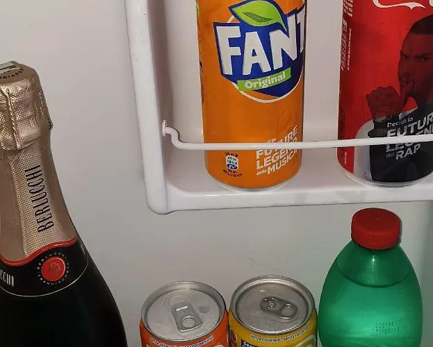 A Un Passo Dal Mare 住宿加早餐酒店 阿格罗波利