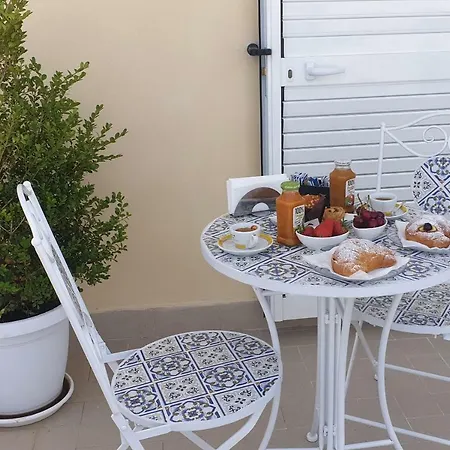 Bed & Breakfast A Un Passo Dal Mare
